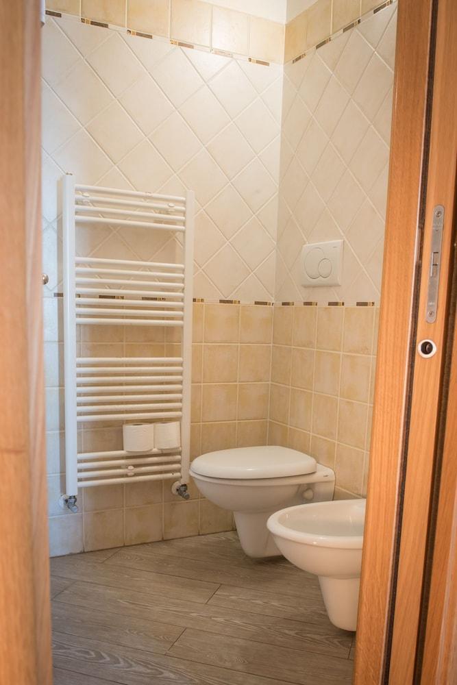 Hotel Mirage Torre Santa Sabina Bagian luar foto