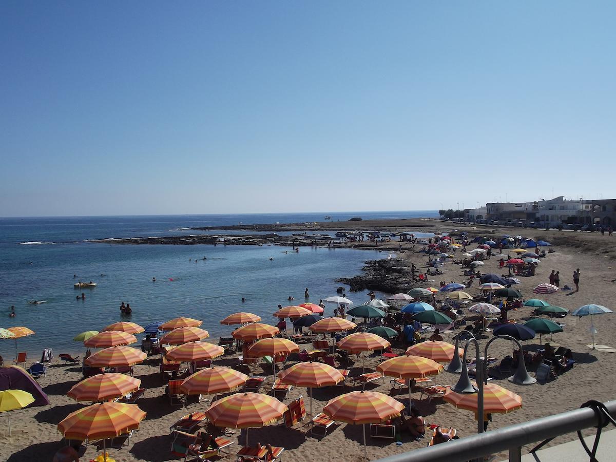 Hotel Mirage Torre Santa Sabina Bagian luar foto