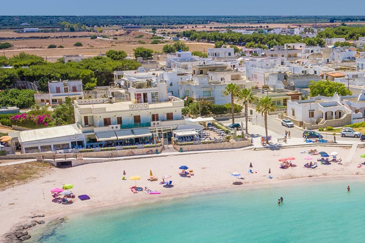 Hotel Mirage Torre Santa Sabina Bagian luar foto
