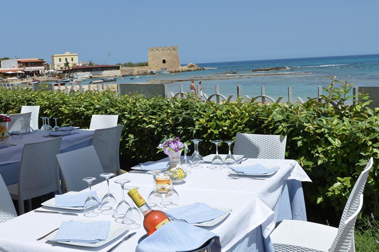 Hotel Mirage Torre Santa Sabina Bagian luar foto
