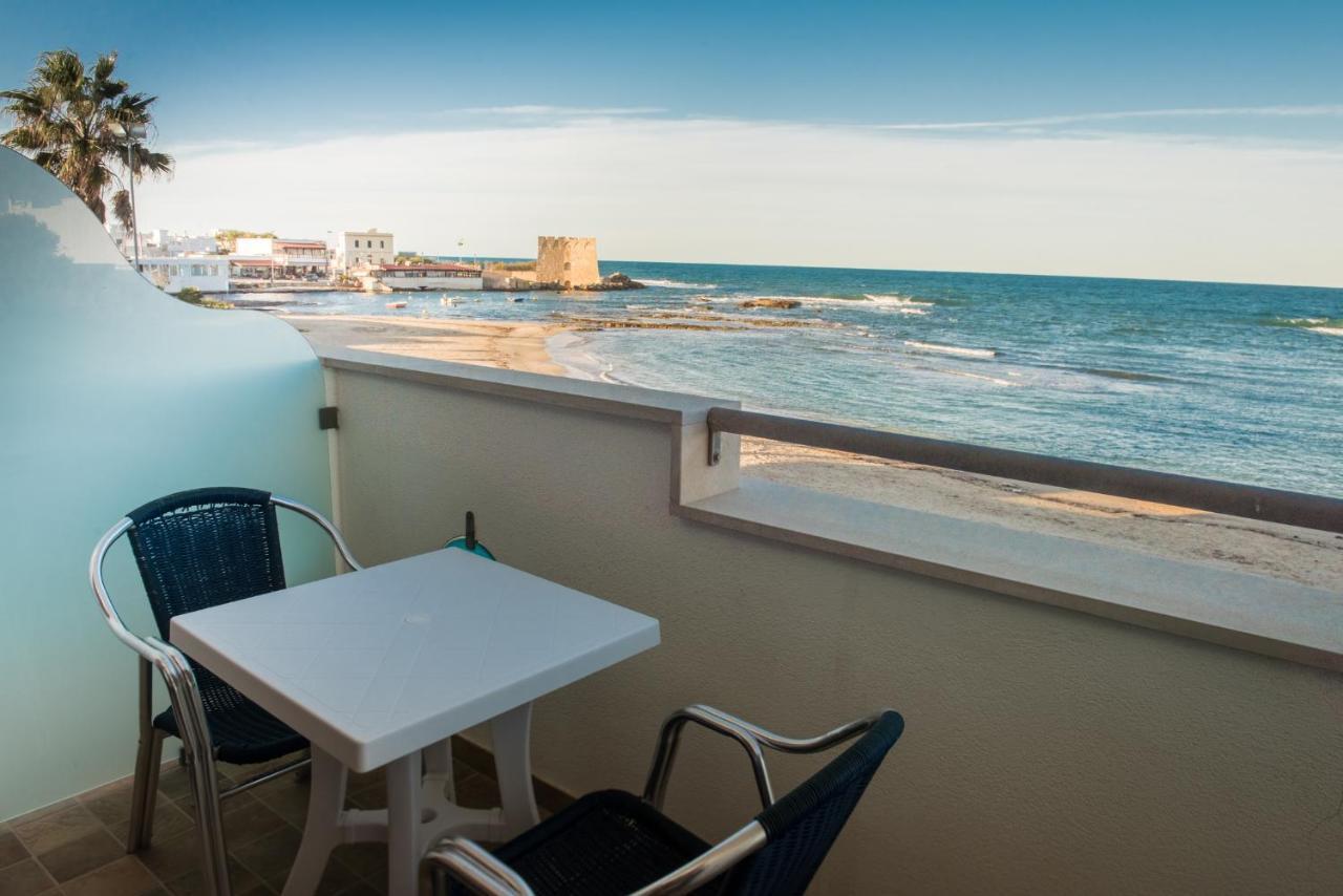 Hotel Mirage Torre Santa Sabina Ruang foto
